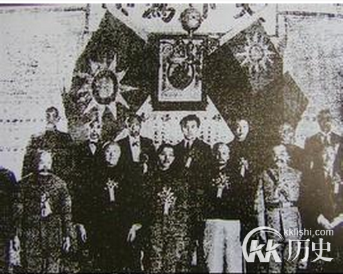 东北易帜的原因:张学良东北易帜是出于爱国吗?