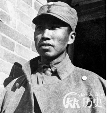 左权将军是谁 八路军副总参谋长左权简介