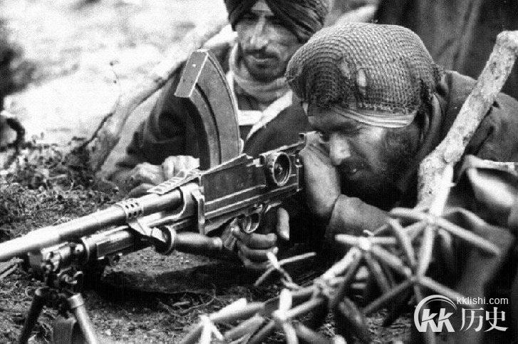 中国兵器传奇 与苏军坦克拼刺刀的老40火
