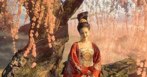 杨玉环入宫后，她的前夫什么结局