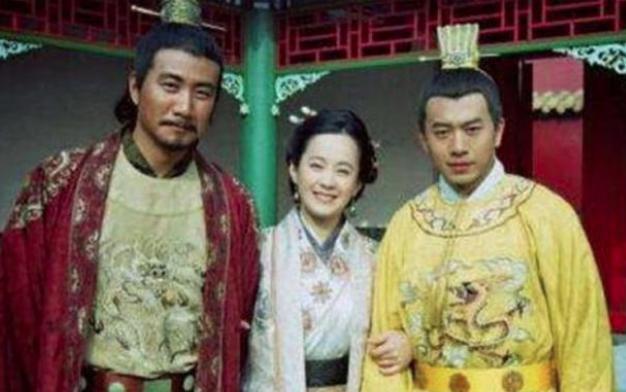 朱元璋出上联，，一大臣对出下联被当场赐死