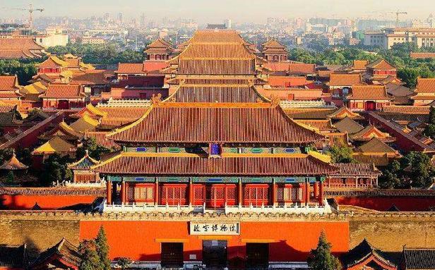 紫禁城是刘伯温帮朱棣修建的吗