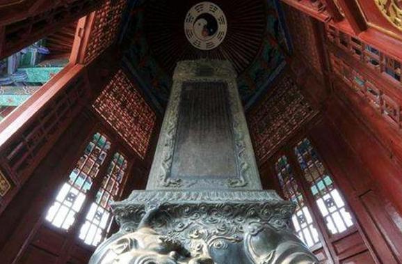 紫禁城是刘伯温帮朱棣修建的吗