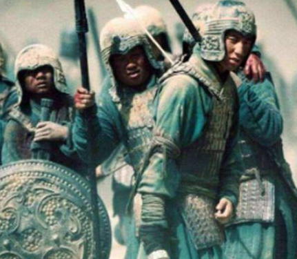 古代长枪枪杆到底是用什么材料制作的 材料都是纯铁制成的吗