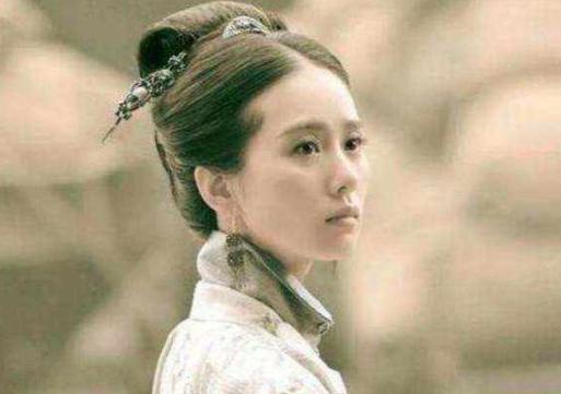 凭借儿子当上皇后，却也因此被明朝皇室唾弃了200年