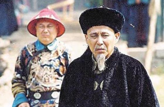 鳌拜手握40万大军，为何不反