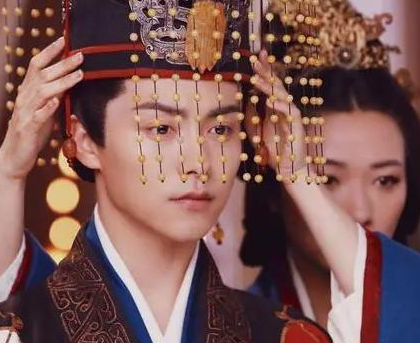 司马家族运营了四百年才建立西晋 西晋为何半个世界就灭了