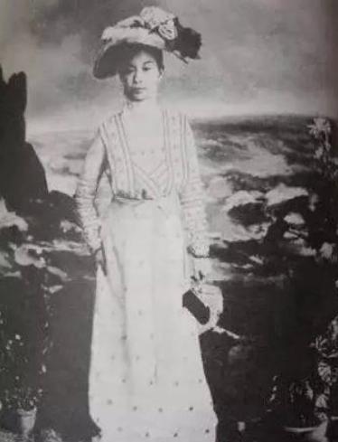 合肥四姐妹的母亲:一个真正的大家闺秀