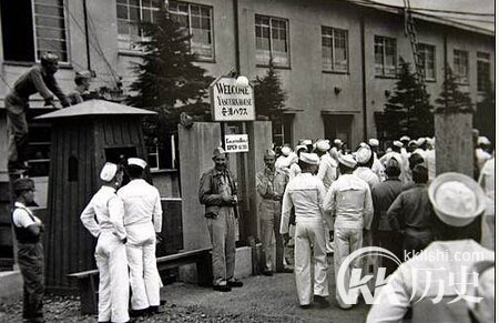 二战日本投降女人：7万妇女被迫沦为美军的慰安妇