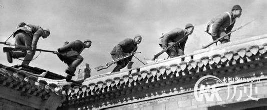 游击队智取浙东马奇诺：烧碉堡逼伪军
