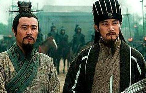 诸葛亮手握蜀汉大权，为何没像司马懿一样夺权呢