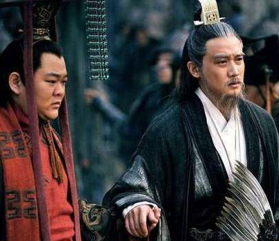 汉献帝还在位的时候 汉献帝为何不传位给刘备