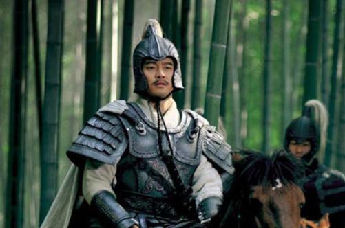 赤壁大战诸葛亮周瑜用尽天时地利大胜曹军!有一位老将功不可没却不被提起!