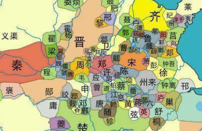 春秋时期齐桓公能率先称霸的原因是什么