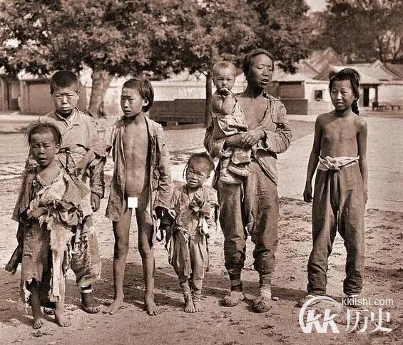 清朝照片：国人麻木神情呆滞是真的？
