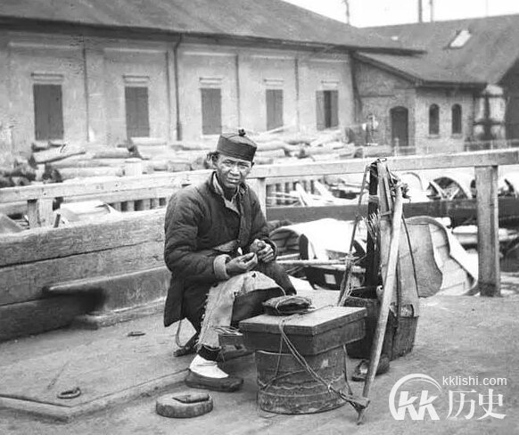 清朝照片：国人麻木神情呆滞是真的？