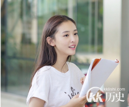 大仙衙门小翠的扮演者是谁 小翠扮演者吴倩资料