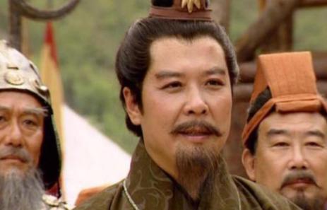 为何很多人洗白曹操，诋毁刘备