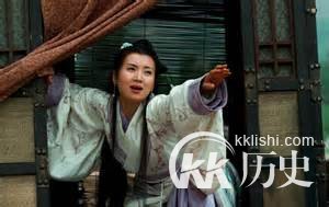 三国时期:吕布收了袁术的钱却帮刘备