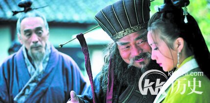 三国时期:吕布收了袁术的钱却帮刘备