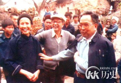 新中国成立后毛泽东特赦的女首匪是谁？