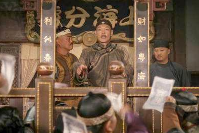 胡雪岩被皇帝赏赐黄马甲，为何最后会被抄家