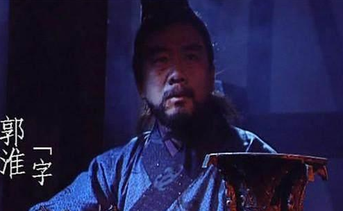 姜维很有才能,那他的第一次北伐为何会失败呢