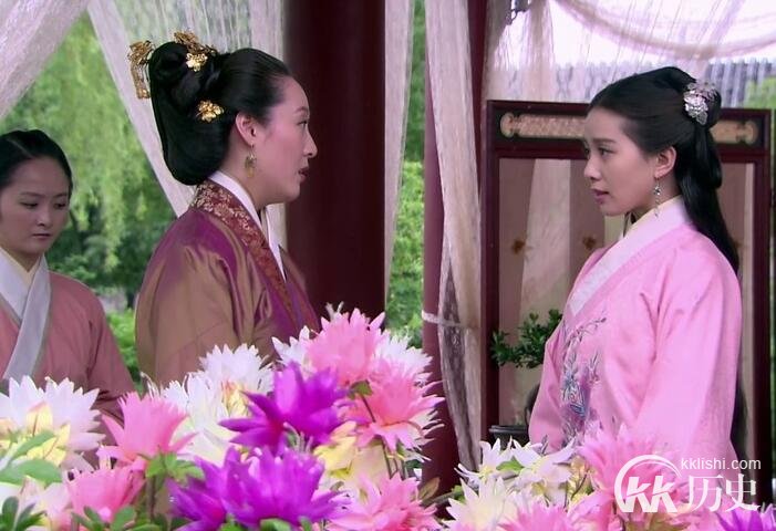 女医明妃传剧情介绍2集:允贤用药有偏差