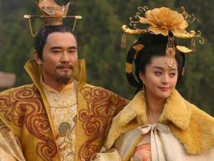 历史上杨贵妃的死因是什么 杨贵妃是被活埋的吗