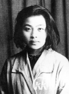 丁玲与毛泽东的爱情：一生三个男人最爱还是他