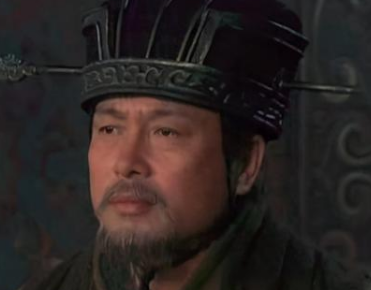 刘璋邀请刘备入蜀后曾遭到三个拒绝，是哪些人