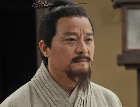 秦昭襄王60岁才开始掌权 其中谁的功劳最大