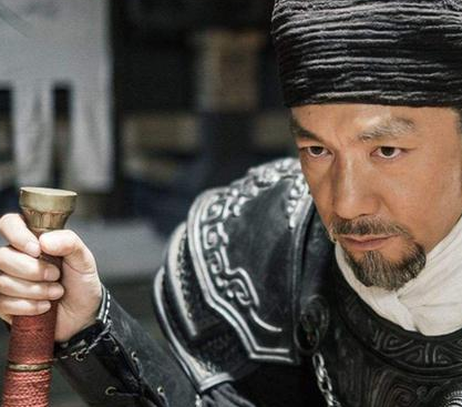 秦昭襄王60岁才开始掌权 其中谁的功劳最大