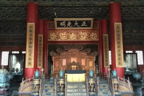 康熙究竟想把皇位传给谁