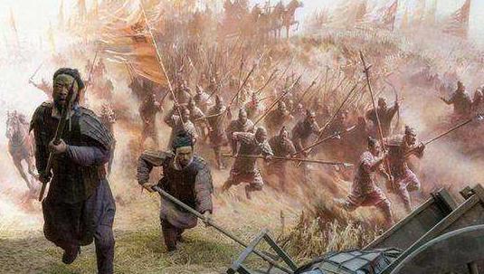 中国古代的冷兵器时代经历过哪三个阶段