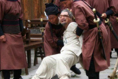 李穆被赐免死铁劵,为何最后还是被杀了