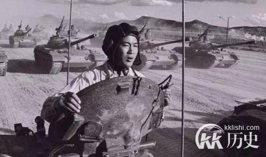 1981年十万大军军演 动用模拟“核武器”
