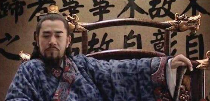 皇帝放火把皇后烧死，此皇帝是谁