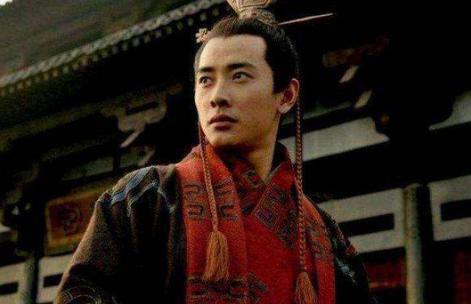 水淹七军以后，曹操还要迁都避关羽的原因是什么