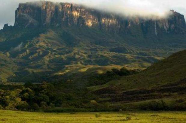 巴西和印度，谁的综合国力更强