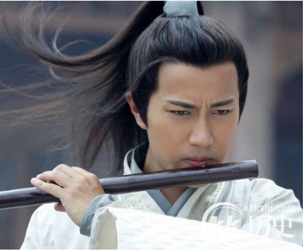 飞刀又见飞刀李坏喜欢谁 李坏最后和谁在一起