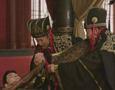 古代皇帝加封太子太傅的时候 皇帝为何没有考虑太子