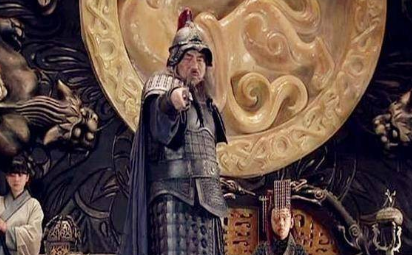 曹操对汉献帝是大忠臣吗