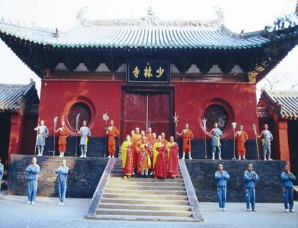 朱元璋为难寺庙和尚 主持八个字却救了寺庙和尚的命