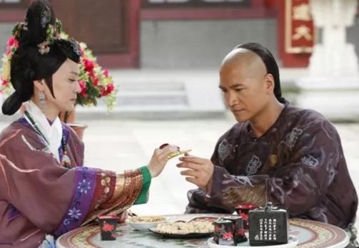 雍正的母亲，最美皇后10年生了6胎，50多岁还在侍寝！