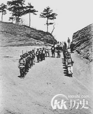 明朝兵力四百万 为何打不过清军十二万
