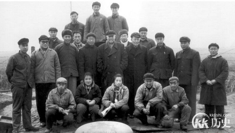 亿万国人泪奔！中国核弹元勋死后惊人一幕
