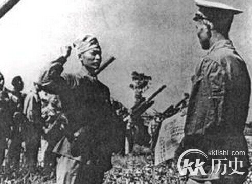 金门炮击：美国舰队被解放军打得抱头鼠窜
