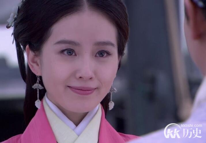 女医明妃传剧情介绍13集:允贤一家被追杀