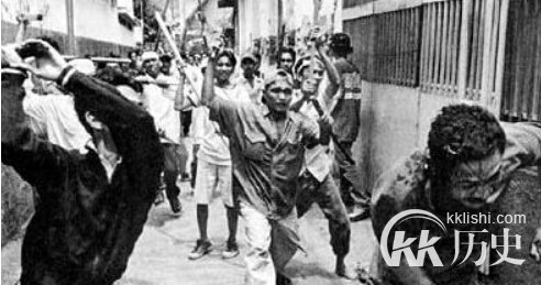 《杀戮演绎》揭开印尼1965年屠华真相
